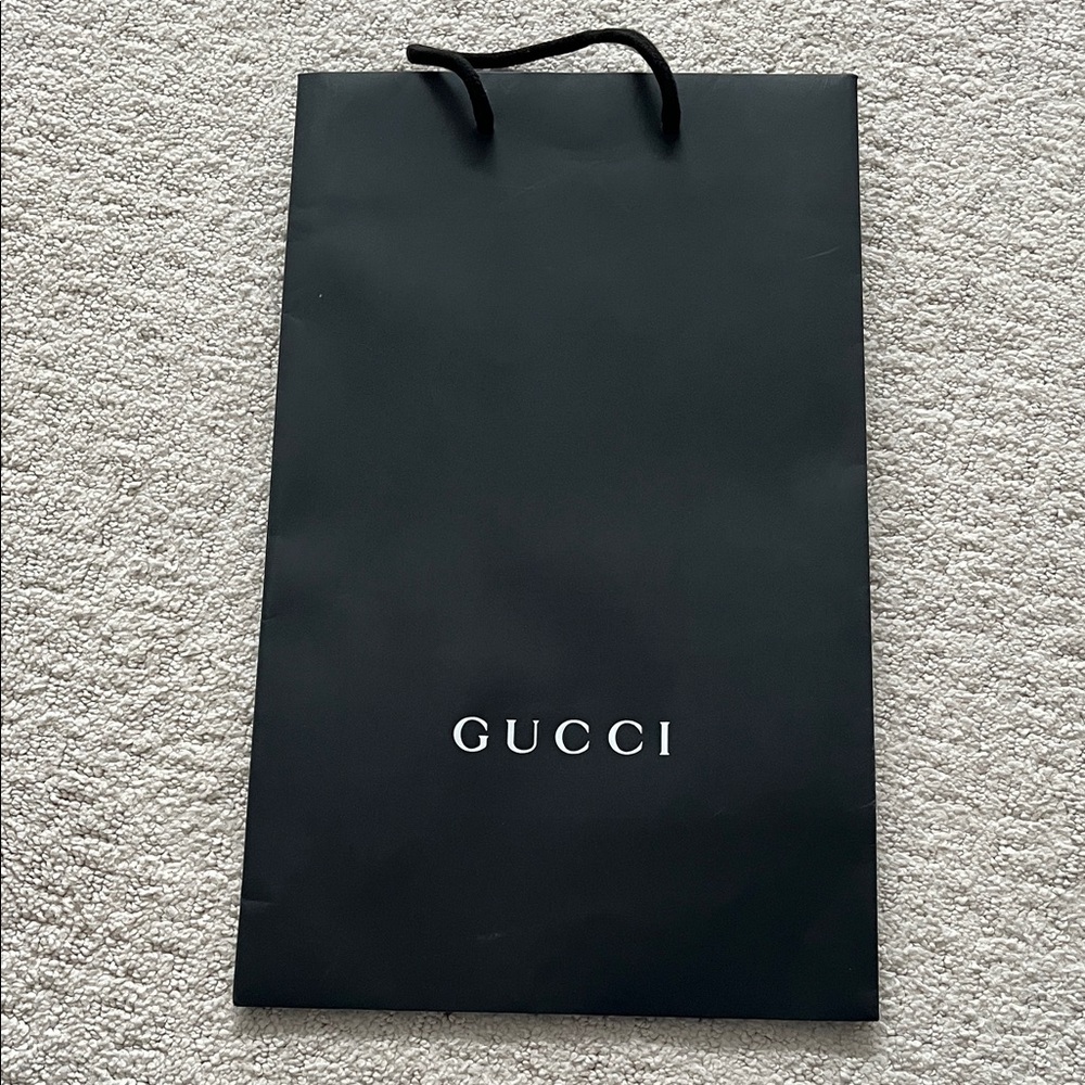 Gucci Shopping Bag Black with White Font Luxury Designer Gift Purse Accessories